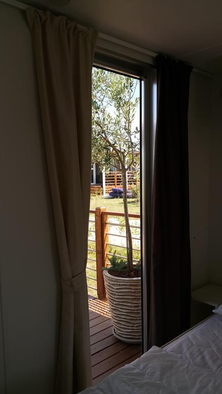 Holiday Mobile Homes Park Riviera Karigador Buitenkant foto